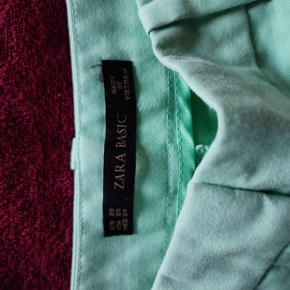 Womens Zara short - Picture 4 of 7